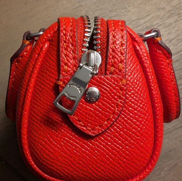 ✨️NWT Mini Coach Rowan Satchel Bag Charm Red✨️ - Picture 6 of 8